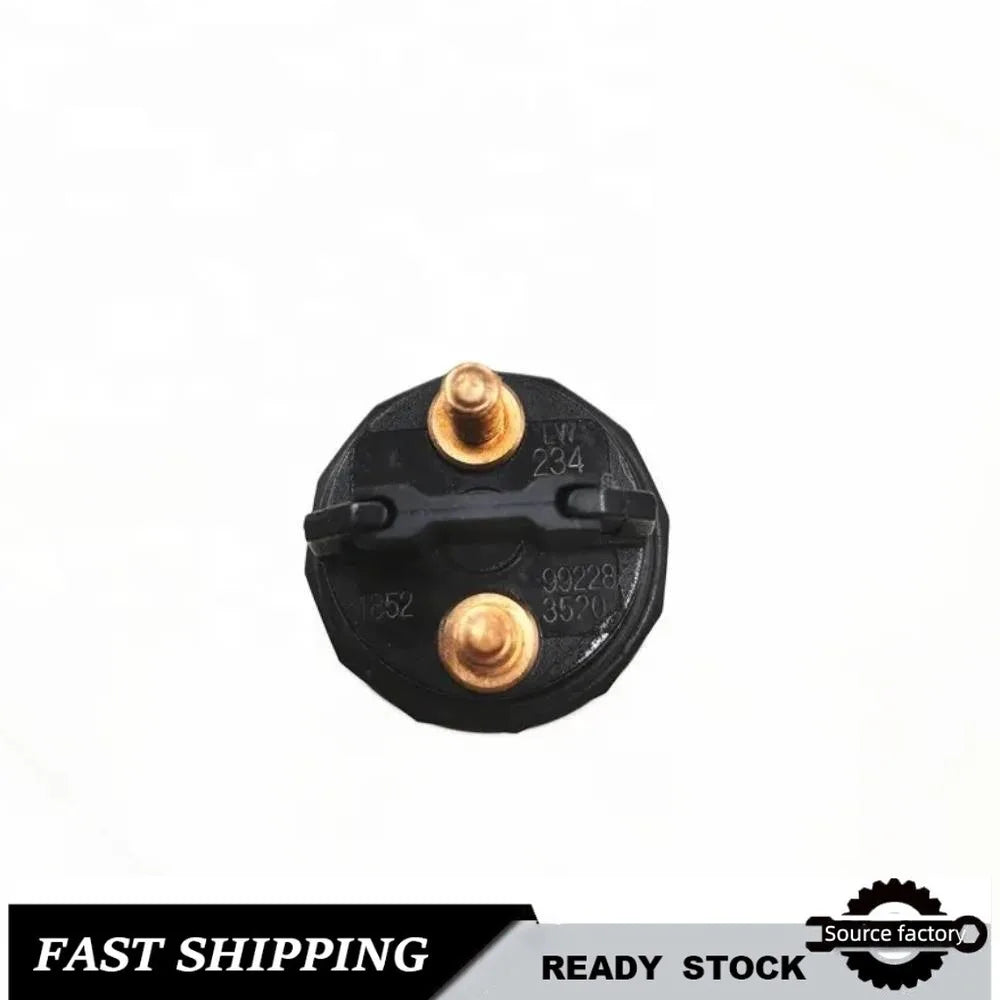 Fuel Injector0445120234 4504488 04503240 Common Rail Fuel Injector for Deutz KHD MAGIRUS-High FlowCar Accessories
