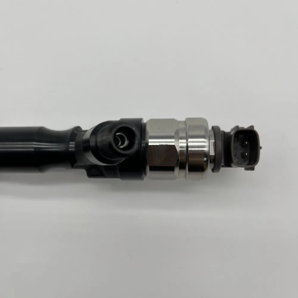 Common Rail Injector  095000-8050 23670-51040 for Toyota Land Cruiser-car Accessories Fast Delivery
