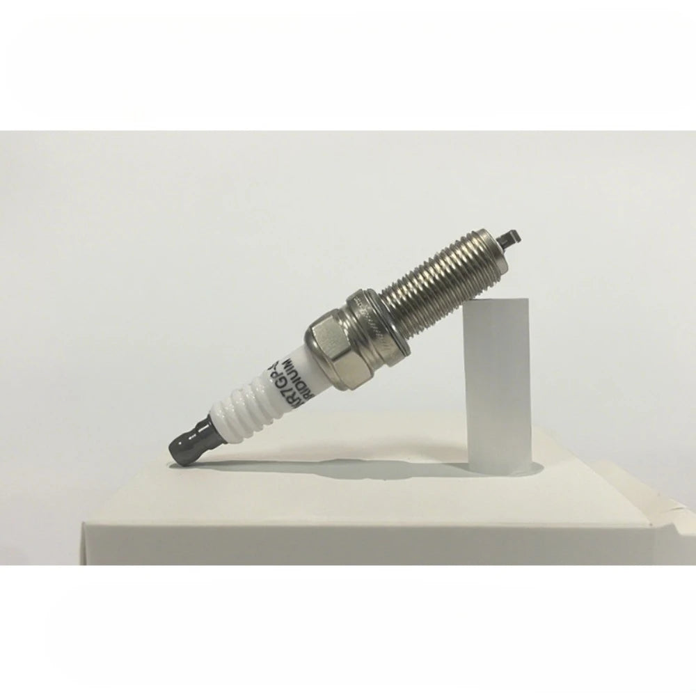 IZFR6K11 Iridium Spark Plug for Dongfeng Honda CR-V Guangqi Honda Fit Guangqi Honda Fit 1.3L/1.5L Siming 1.8L