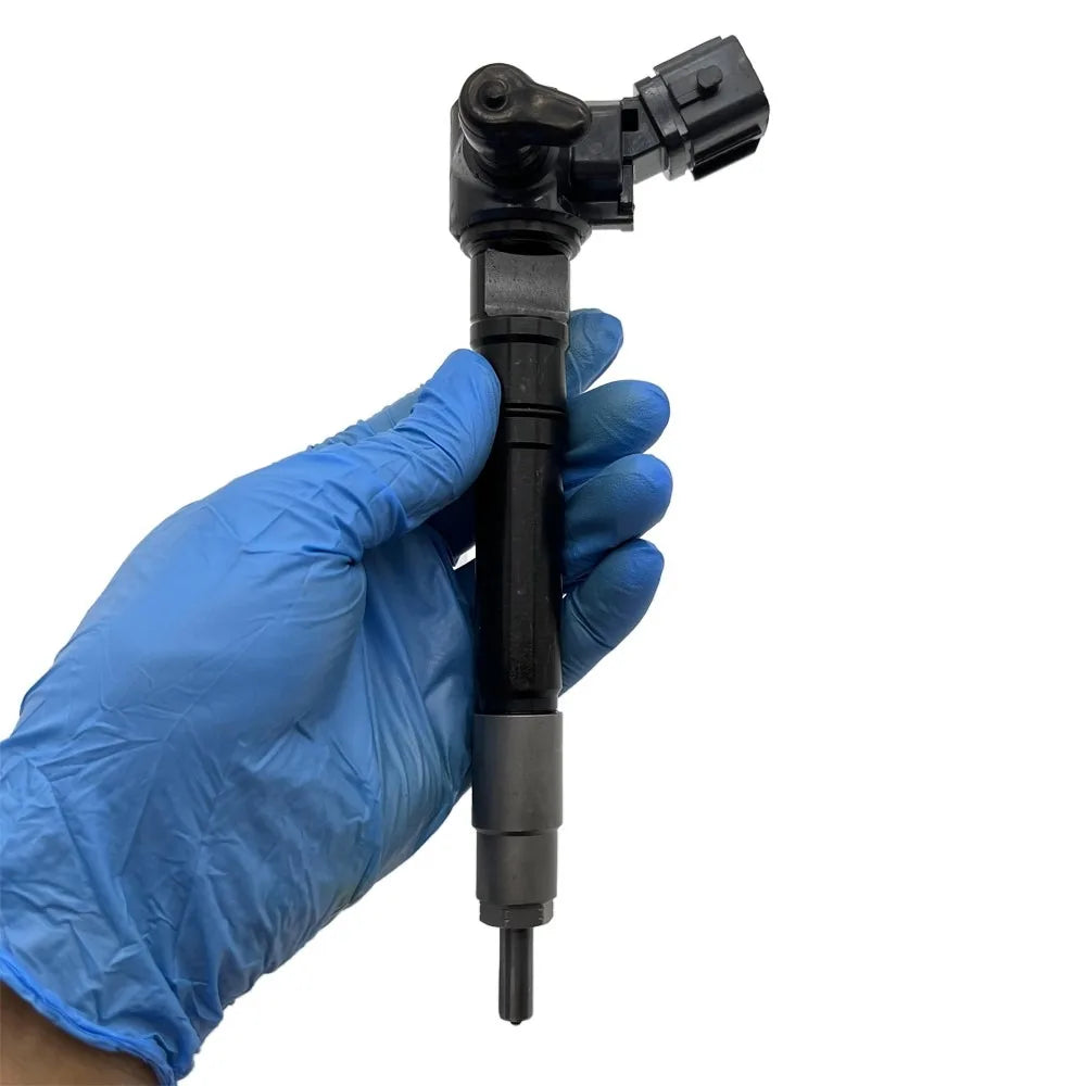 Common Rail Injector 23670-0E060 for Toyota Denso-car Accessories Fast Delivery