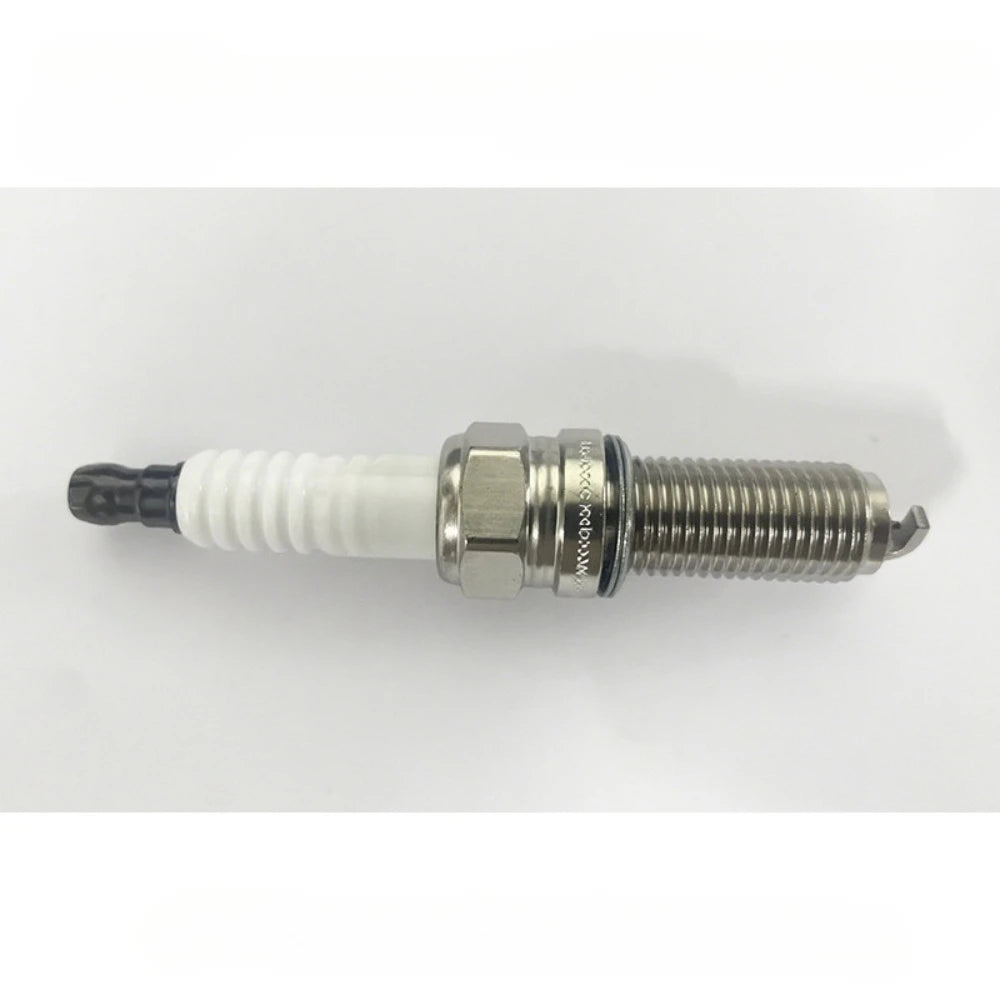 BPR6EIX spark plug for engine/Wuling 462/465