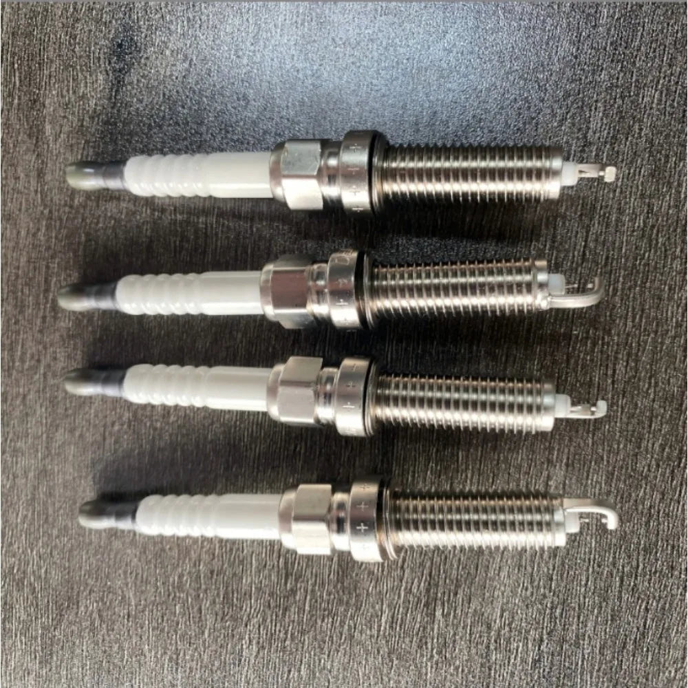 SILZKFR8D7S Spark plugs for new Mercedes-Benz A180/B2001.6T, C200/A260/B260 2.0T