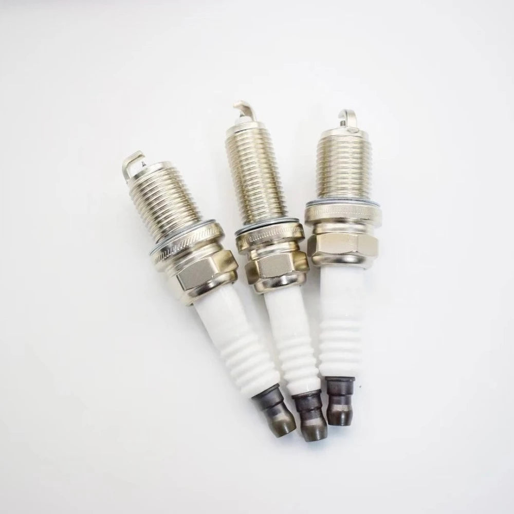 SILZKBR8C8S spark plug for BMW 2.0T series, Mercedes-Benz GLK 260 2.0T