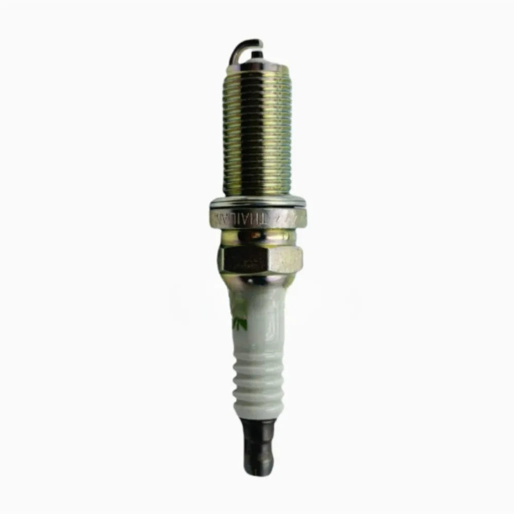 Spark plugs are suitable for Dongfeng Peugeot Peugeot 206 Geely Panda LFR6A