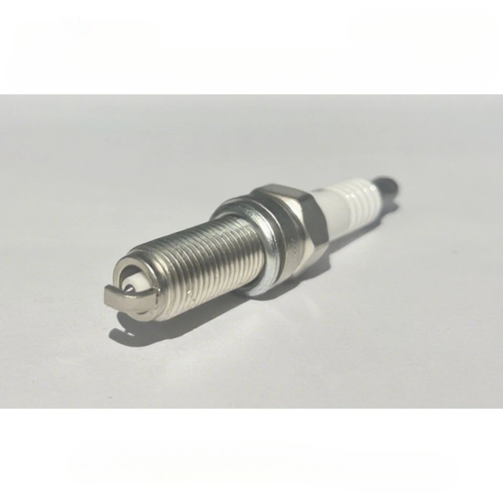 BPR6EIX spark plug for engine/Wuling 462/465